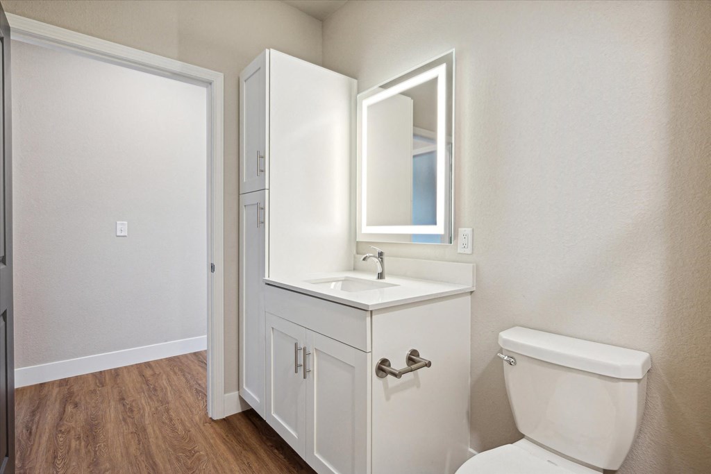 Bathroom with Modern Finishes