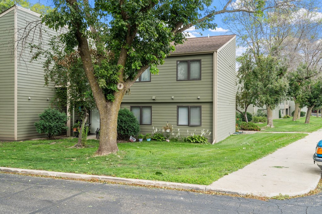 Exterior of Jordan Creek and Mills