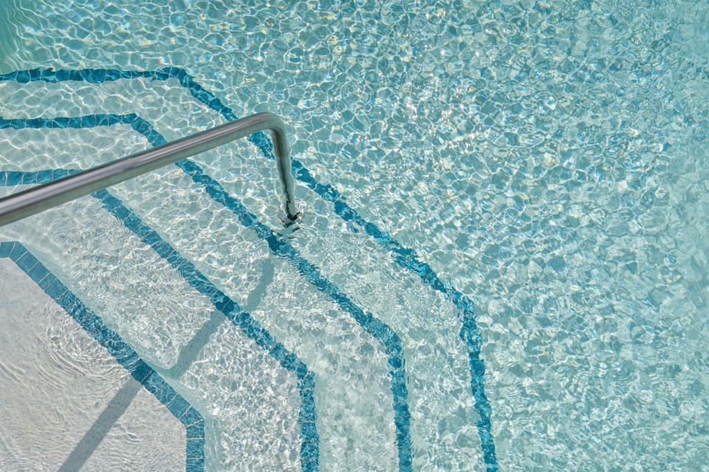 Eastwood Ridge Swimming Pool