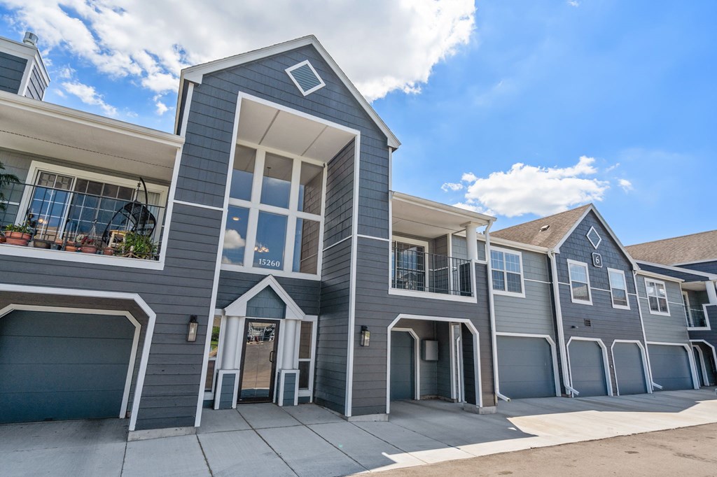 Exterior of Parkers Lake