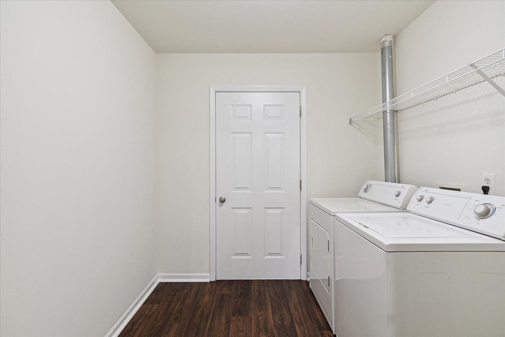 Full-Size Washer/Dryer