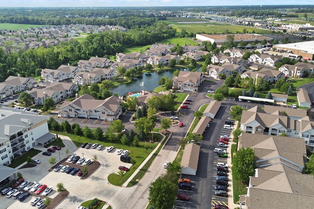 Aerial View of Parkway Lakeside