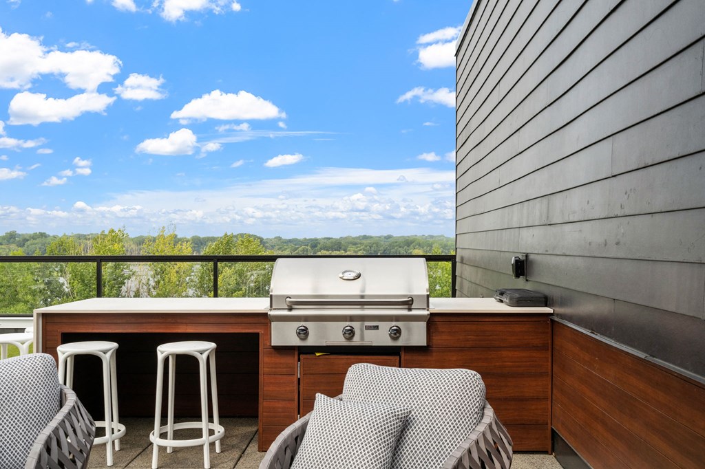 Sky Deck with Grilling Area