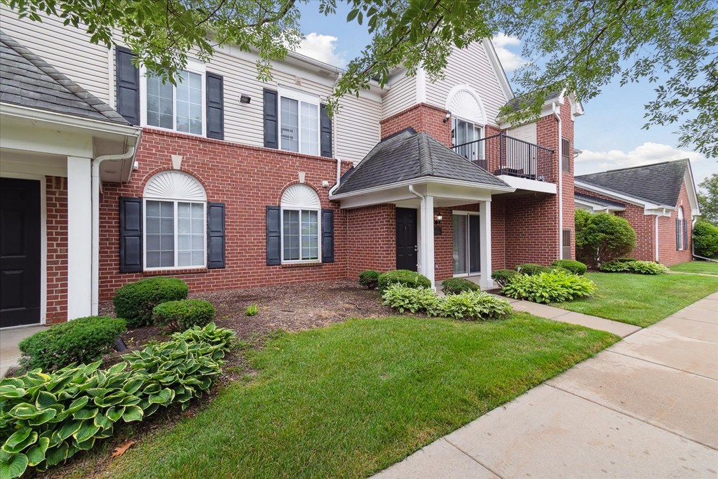 Exterior of Apartment Homes
