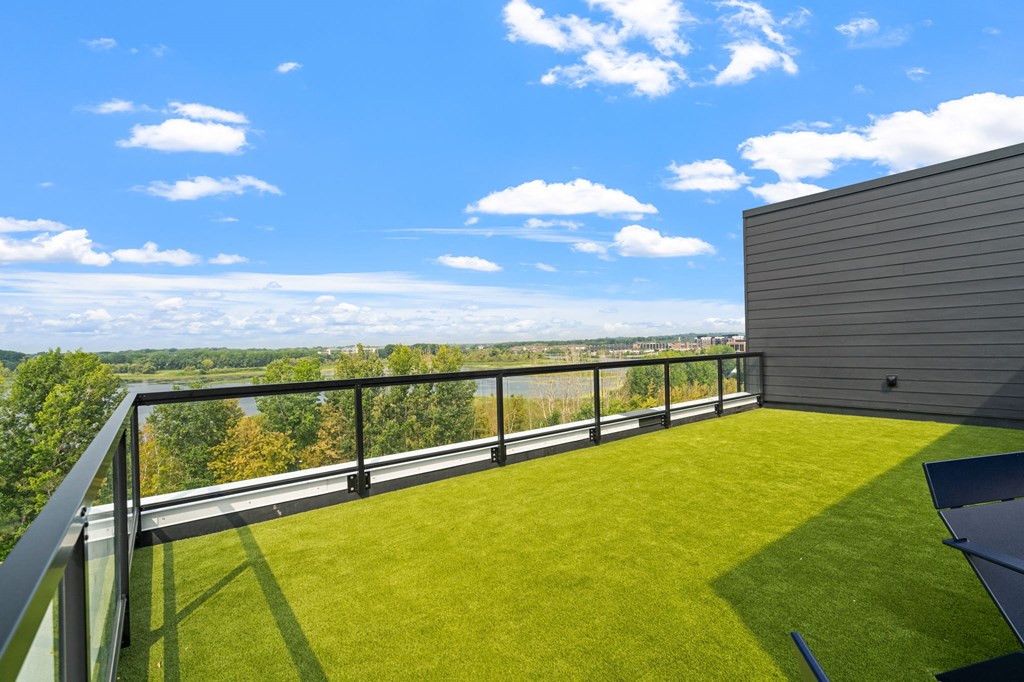 Sky Deck with Turf