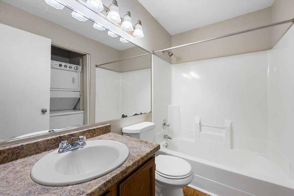 Bathroom with Modern Finishes