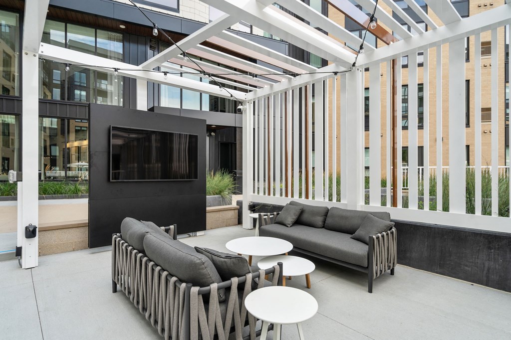 Social Deck Area in Courtyard