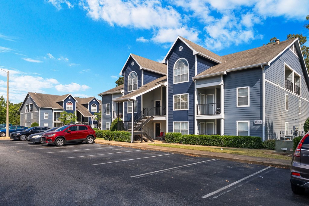 Exterior of Oak Hollow