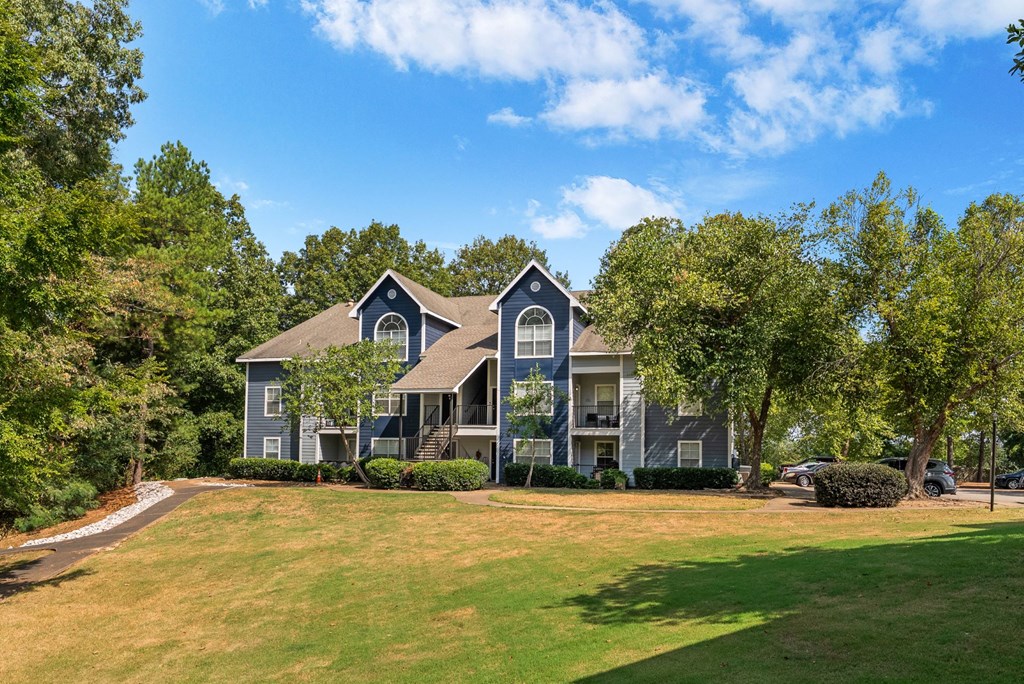 Exterior of Oak Hollow