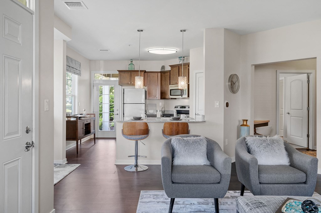 Kitchen with Breakfast Bar