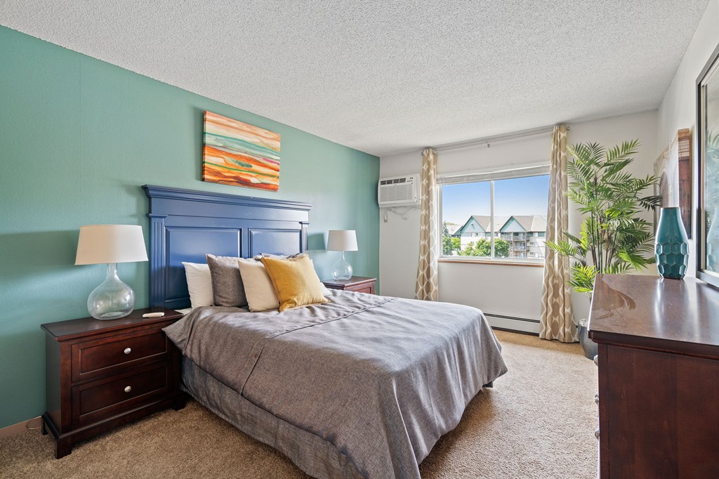 Bedroom with Plush Carpeting
