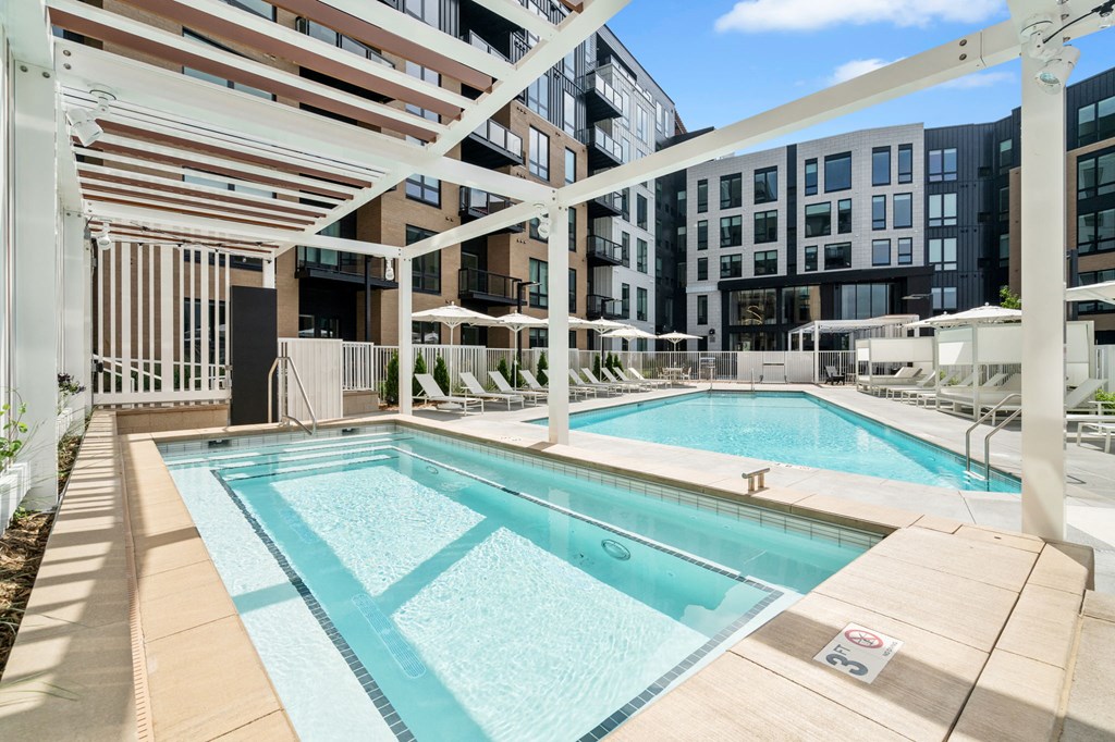Hot Tub overlook outdoor pool