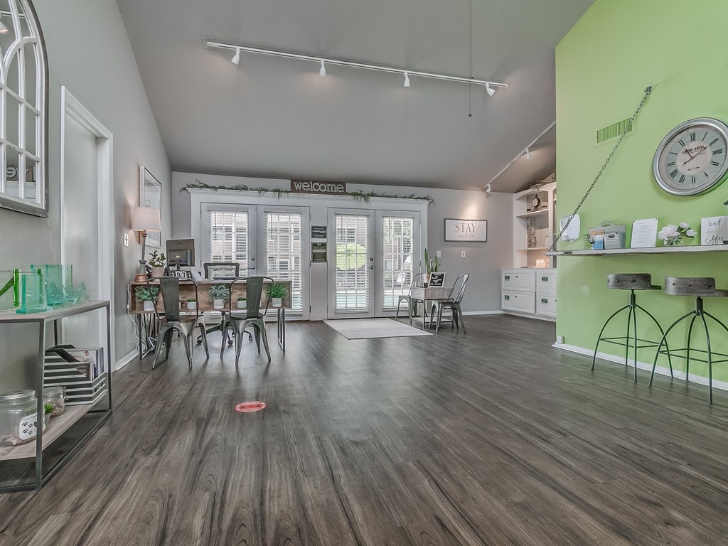 Clubhouse Overlooking The Pool