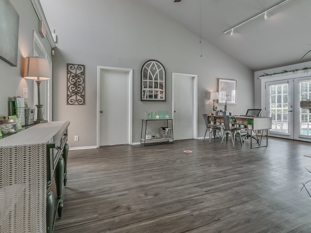 Clubhouse With Vaulted Ceilings