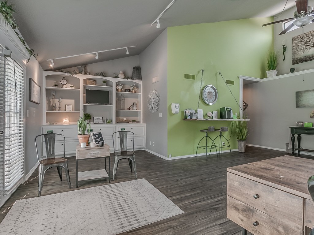 The Lakes Clubhouse & Office