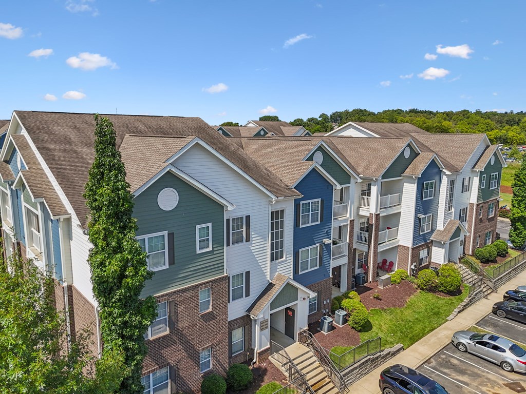 Exteriors of Ashton Creek Farms