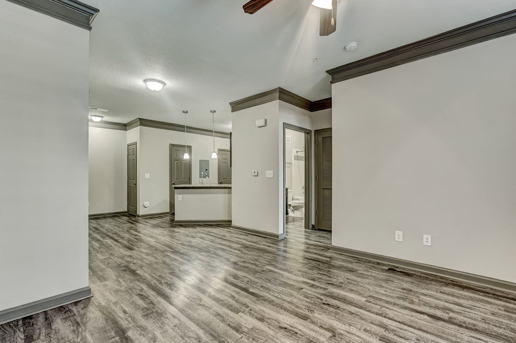 Plank Wood-Style Flooring With Crown Molding