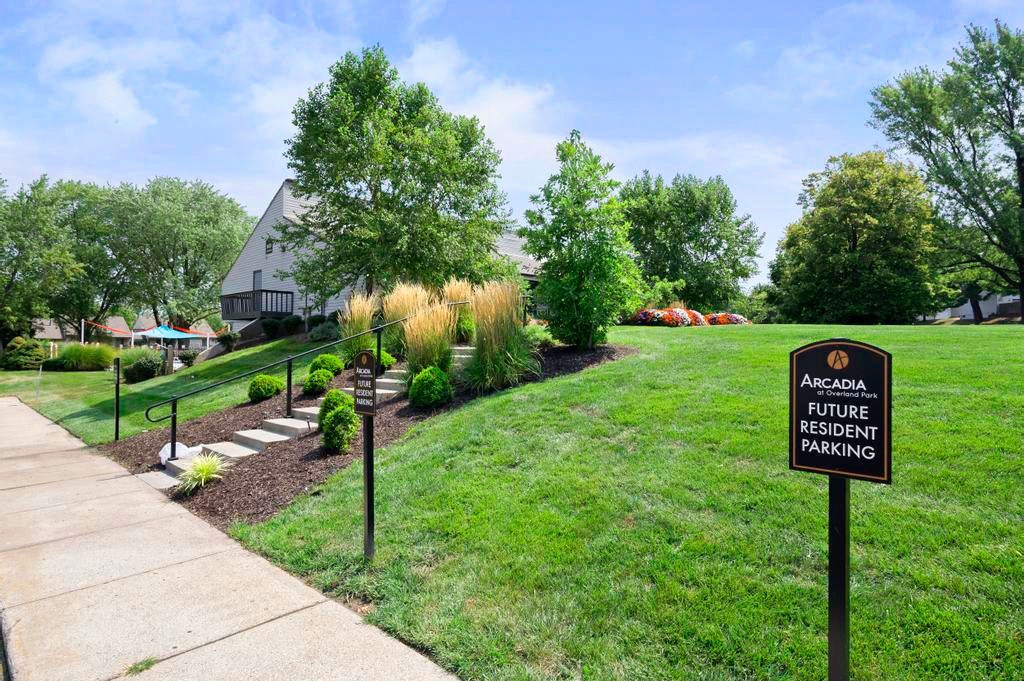 Arcadia At Overland Park Clubhouse With Sidewalk