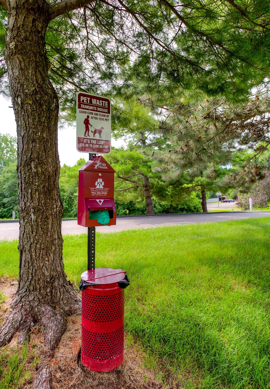 Pet Waste Clean Up Station