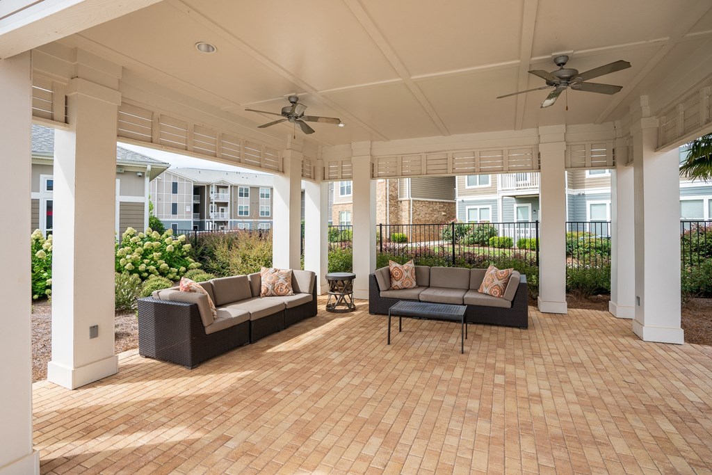 Capital Park At 72 West