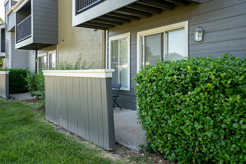 Outdoor Patio with Privacy Wall