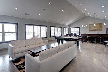 Clubhouse Lounge, Pool Table & Kitchen Area - Photo Gallery 19