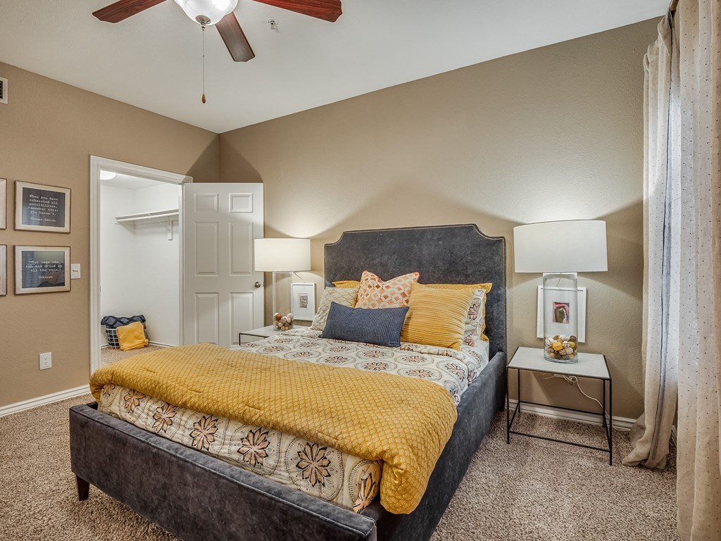Bedroom with Plush Carpeting
