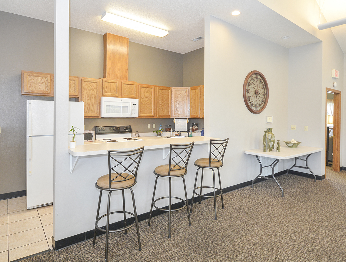Clubhouse Kitchen with Breakfast Bar