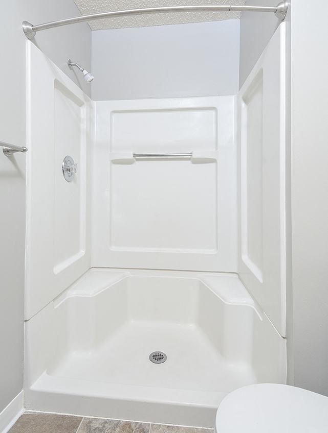 Shower with Built-in seating