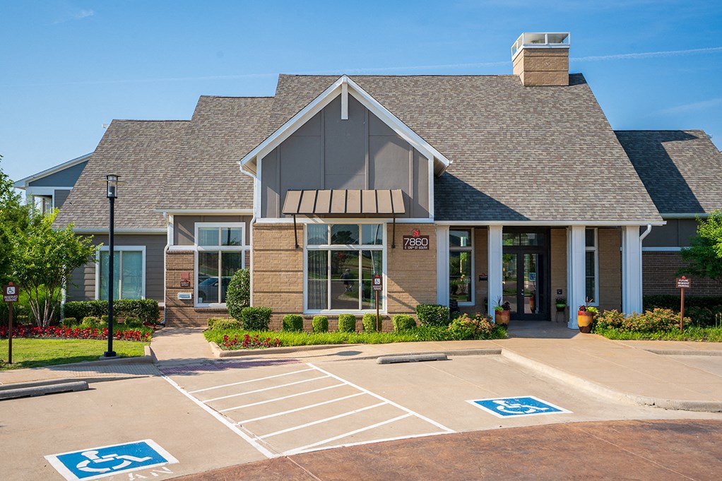 Exterior of Encore Memorial Clubhouse