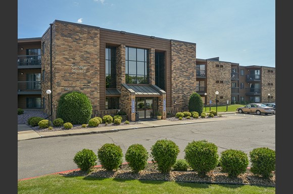 Garden Square Apartments 1212 Washington Memorial Dr St Cloud Mn Rentcafe