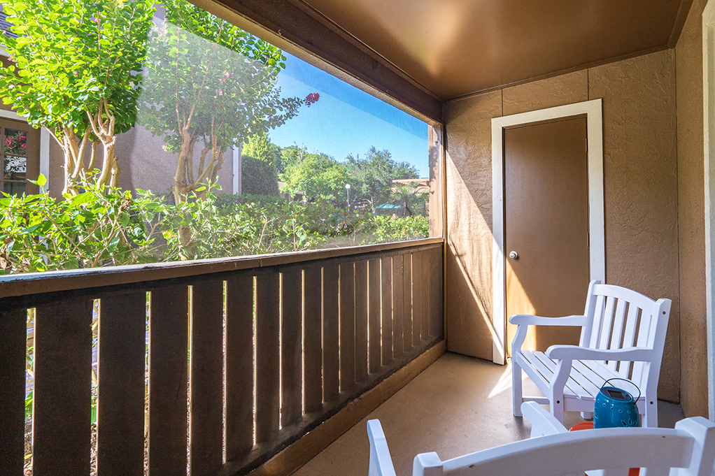 Private Exterior Patio