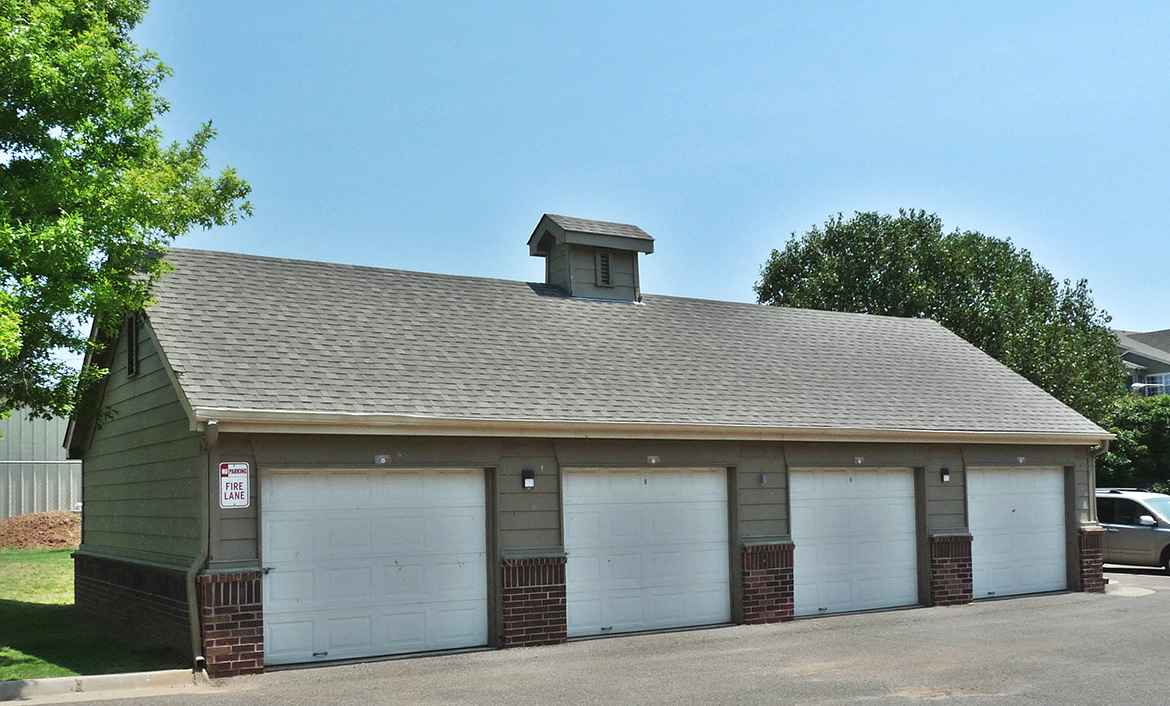 Garages at The Renaissance at Norman