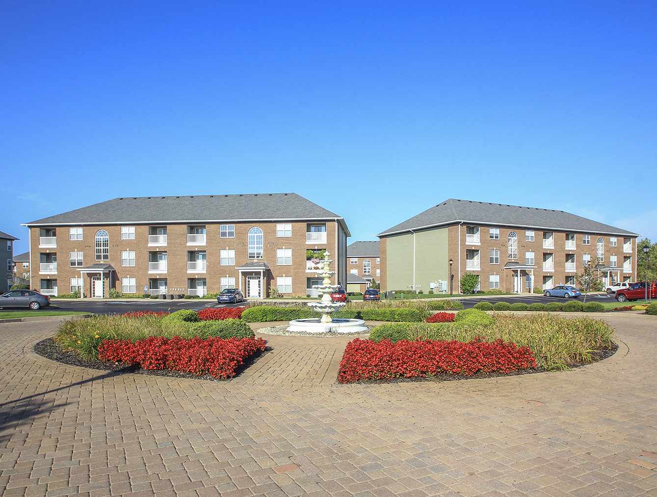 Exterior of Towne Park Apartment Buildings