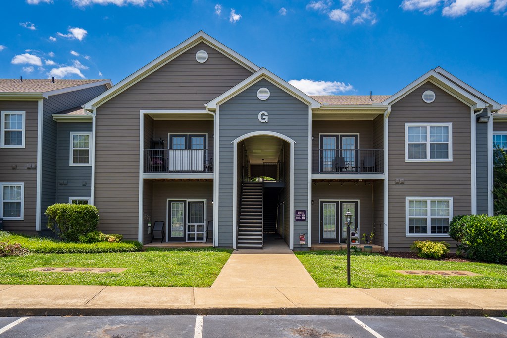 Exterior Of Lakes Of Columbia Apartment Homes