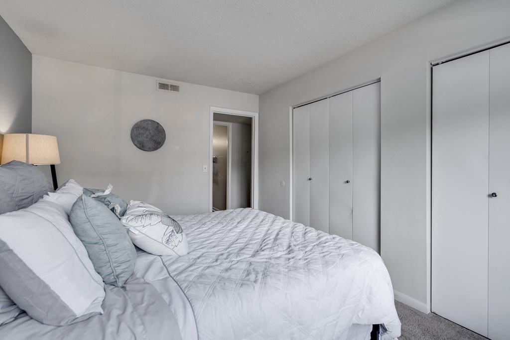 Bedroom With Sliding Closet Doors