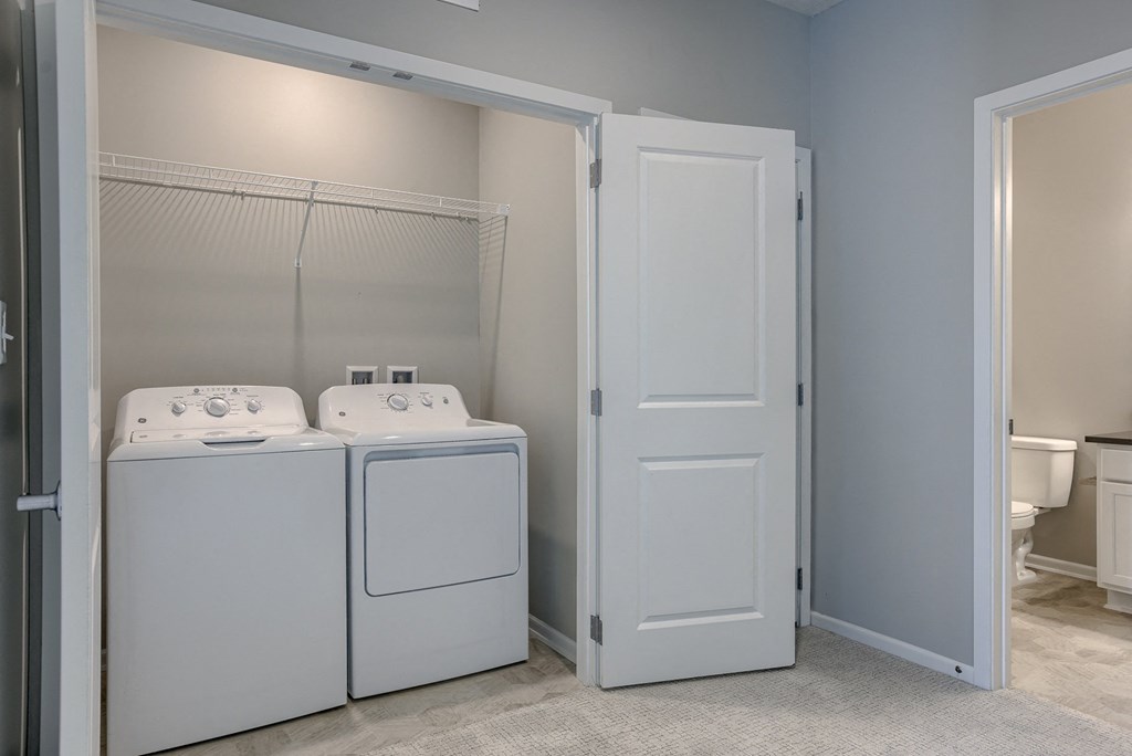 Full-Size Washer/Dryer