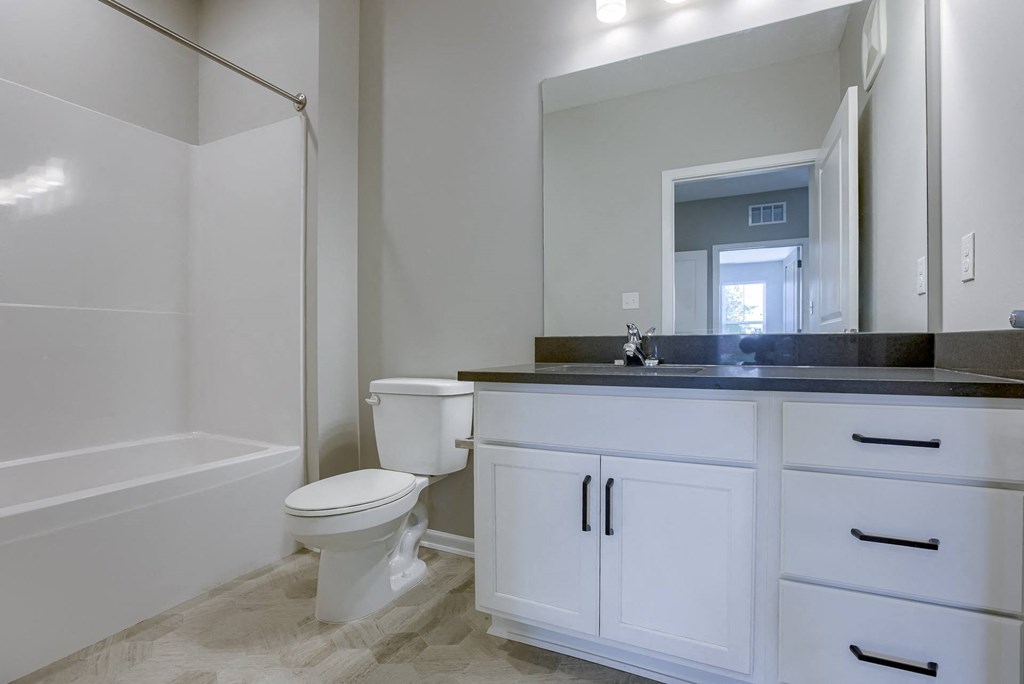 Bathroom with Modern Finishes