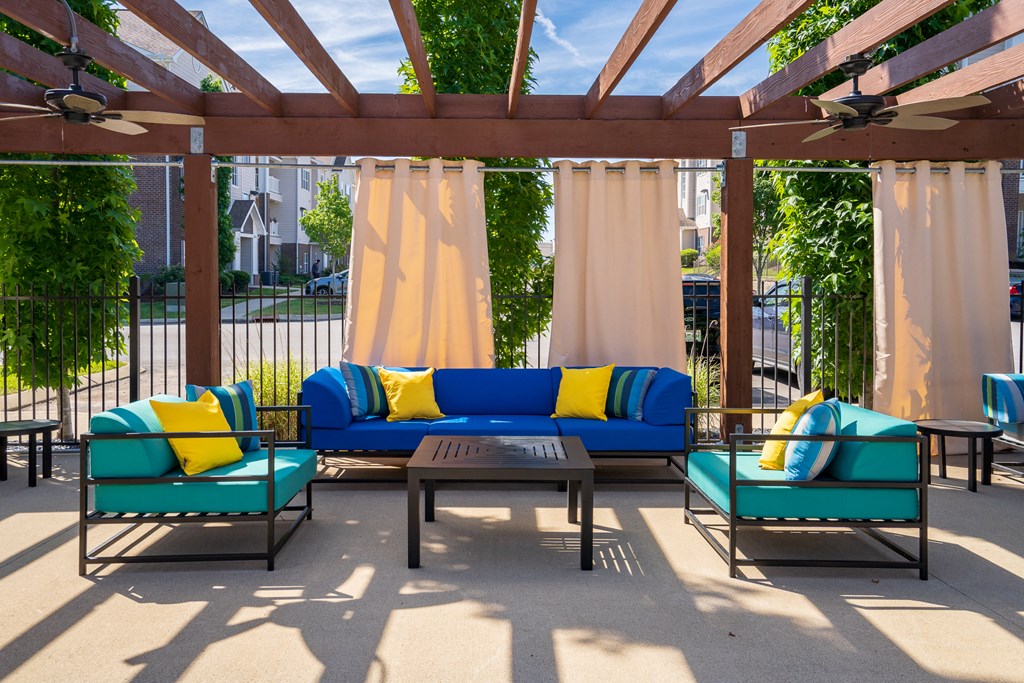 Outdoor Lounge Furniture