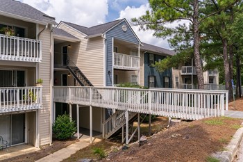 Exterior Of Apartment Homes At Trails At Cahaba River - Photo Gallery 12