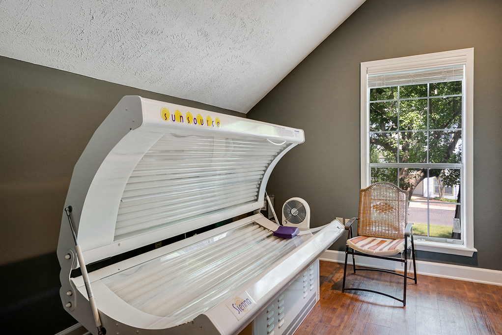 Tanning Bed