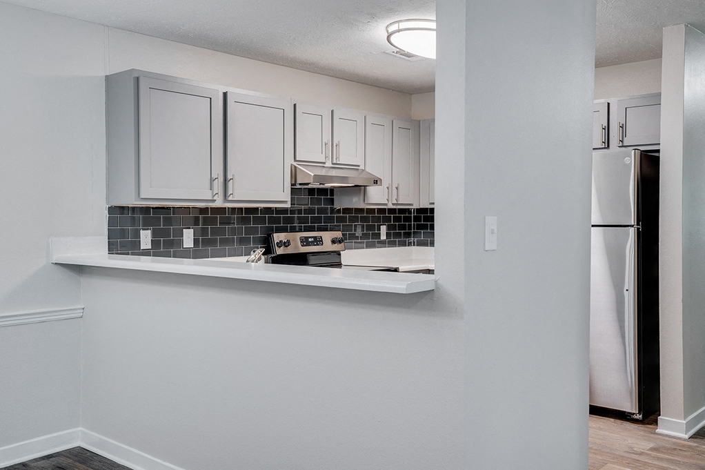 Kitchen Area with Breakfast Bar