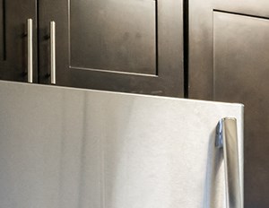 Fully-Equipped Kitchen Fully-Equipped Modern Kitchen with Stainless Steel Appliances with Granite Countertops