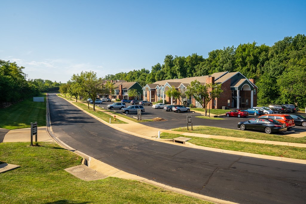 Neighborhood Setting At Willowbend Apartment Homes