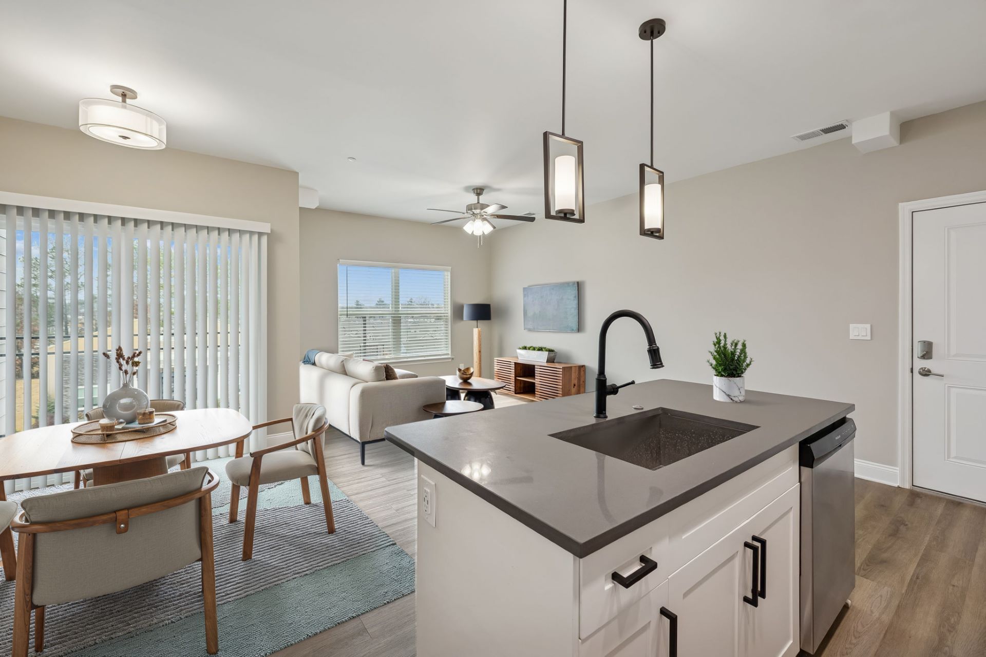 Large Kitchen with Island