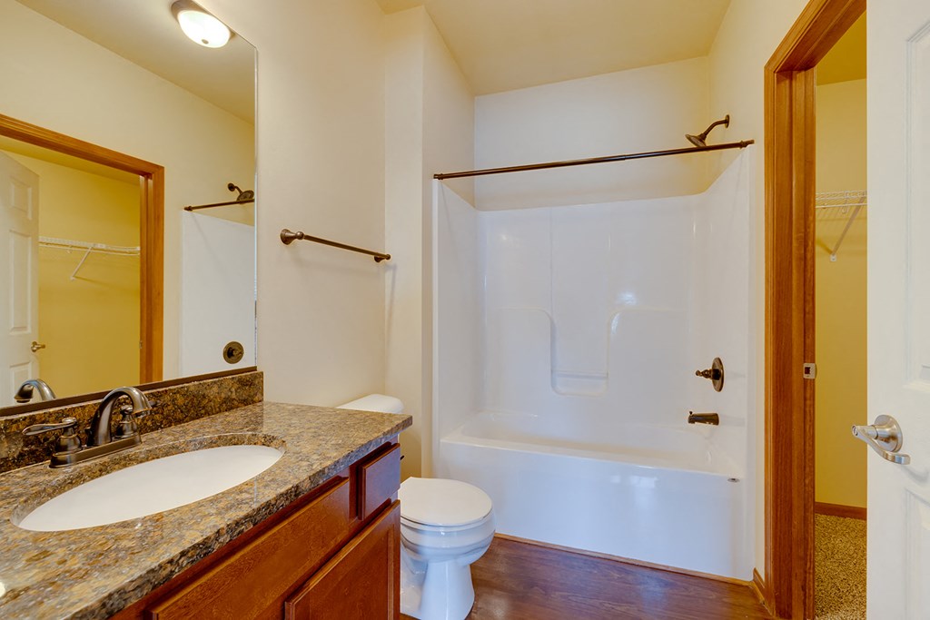 Bathroom with Modern Finishes