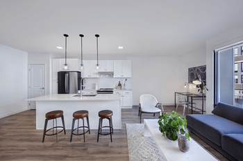 2615 Detroit Avenue Studio-2 Beds Apartment for Rent - Photo Gallery 3