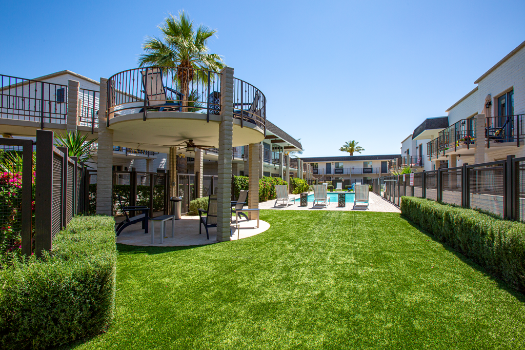 Outdoor Seating at Arcadia Gardens, Phoenix, 85018