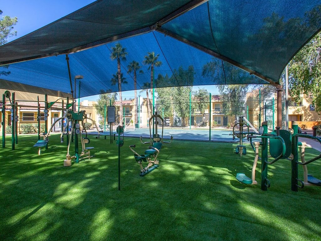 Weights Equipment at Ascent on Peoria, Phoenix
