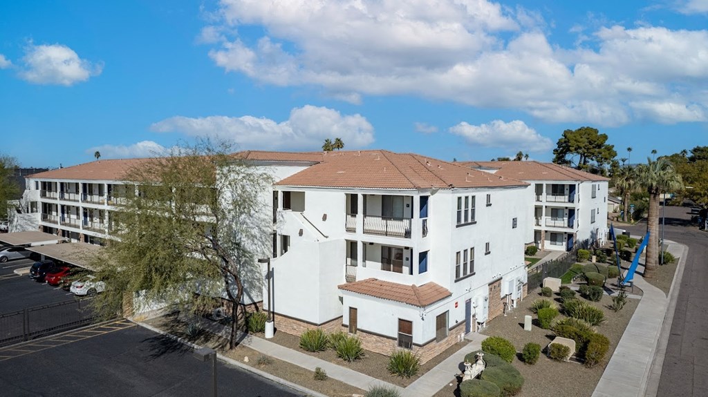 Fantastic Views at 60 at Melrose, Phoenix, AZ